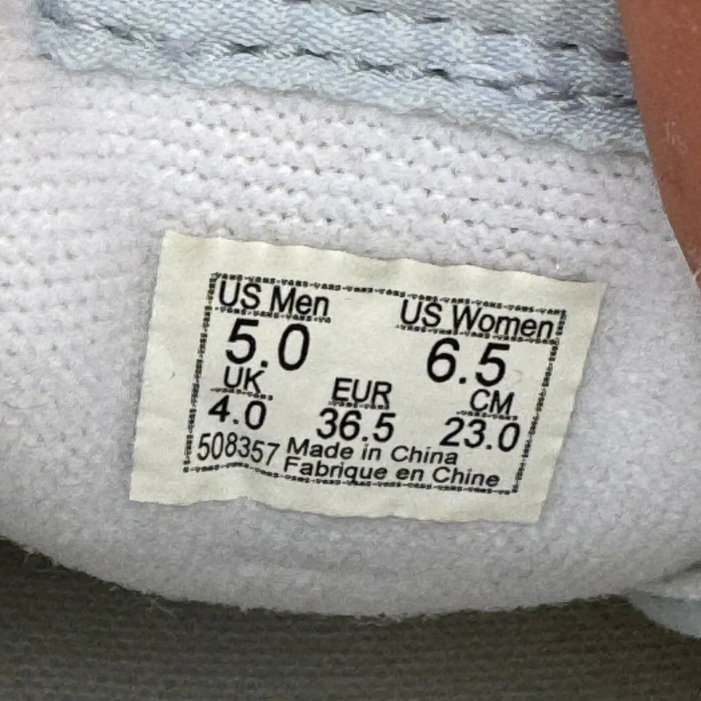 Converse this product